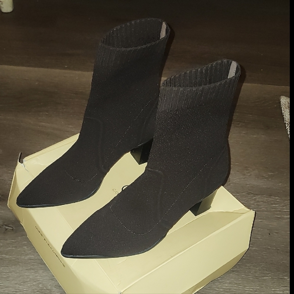 Cosy Island BelleVoyage Block Pointed Toe Sock Ankle Boo